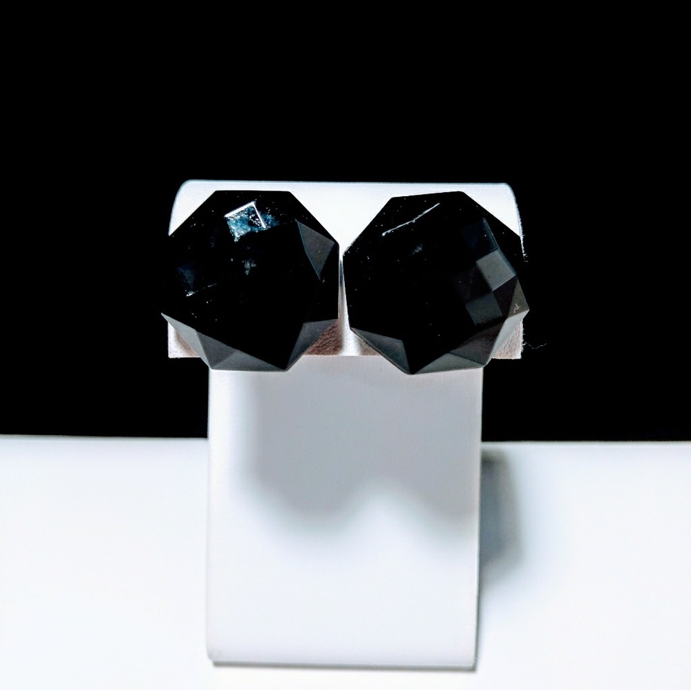 💘 Vtg. Black Checkerboard Faceted Earrings - Picture 3 of 7